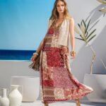 Vestido midi sublimado com aplicação Foursoul
